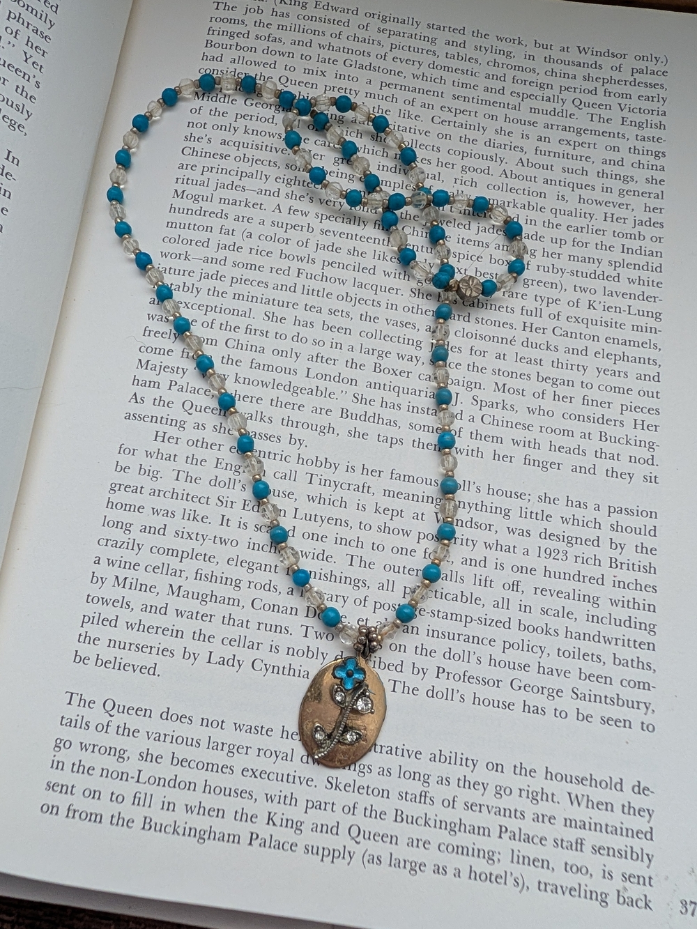 Turquoise Beaded Pendant Necklace - Women Jewelry
